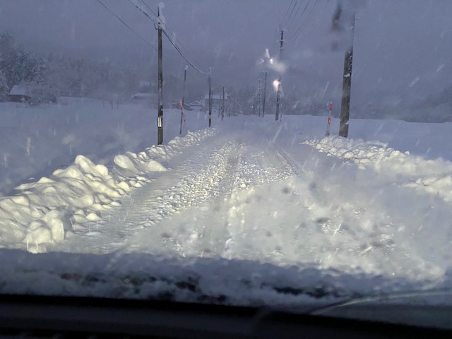 マツダ2雪道走行の写真