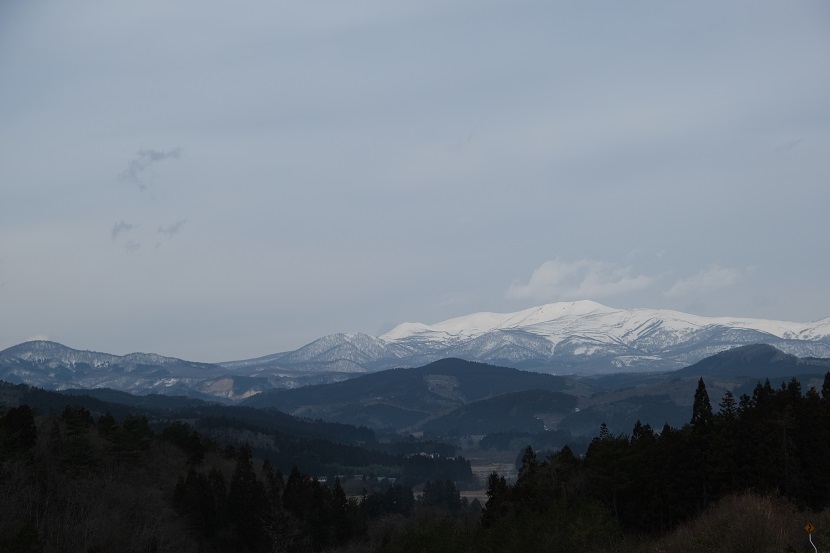 春の栗駒山の写真