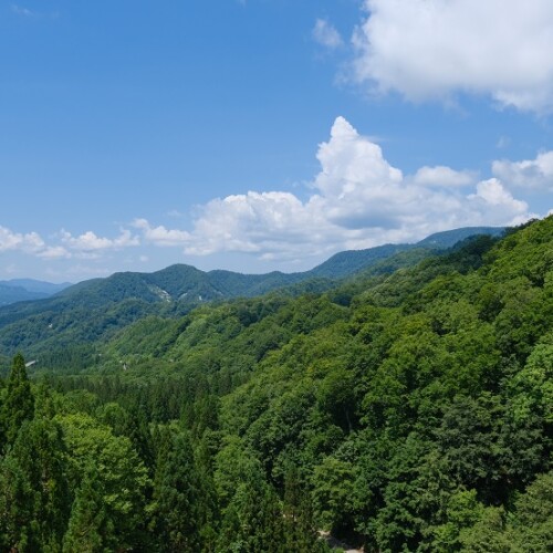 須川岳の周辺の風景写真