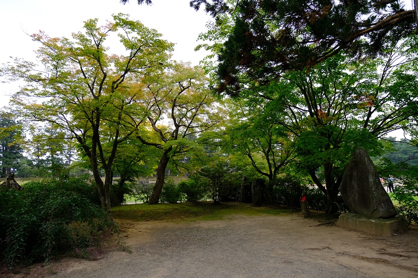 毛越寺庭園の9月の風景写真