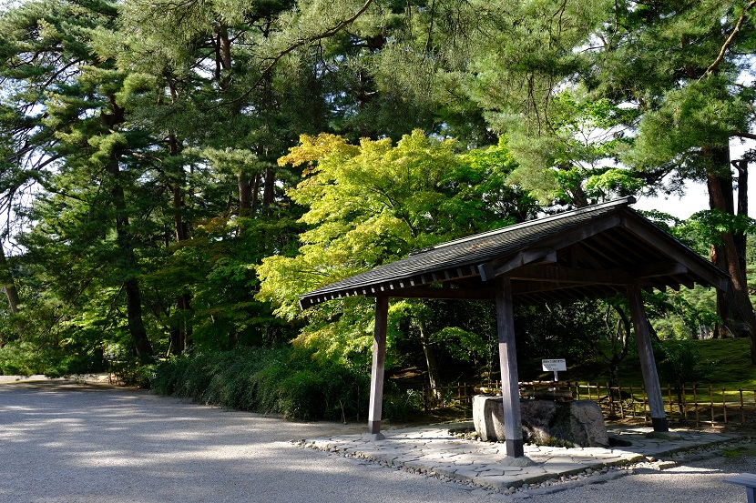 世界遺産平泉毛越寺の10月の風景写真