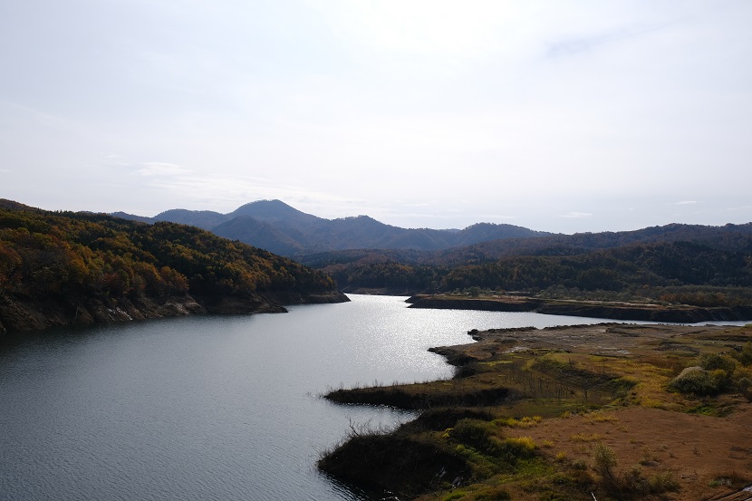 胆沢ダムの11月の風景写真