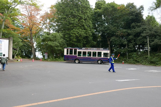 るーぷる仙台仙台城址公園のバス停の風景写真