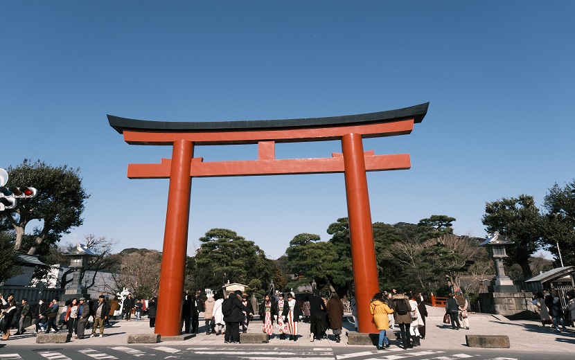 鎌倉鶴岡八幡宮の赤門の写真