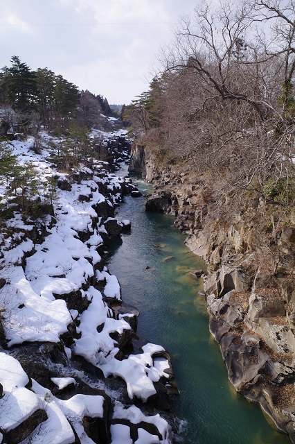 冬の厳美渓の写真