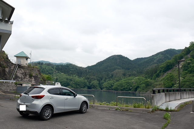 栗駒ダムの春の風景写真