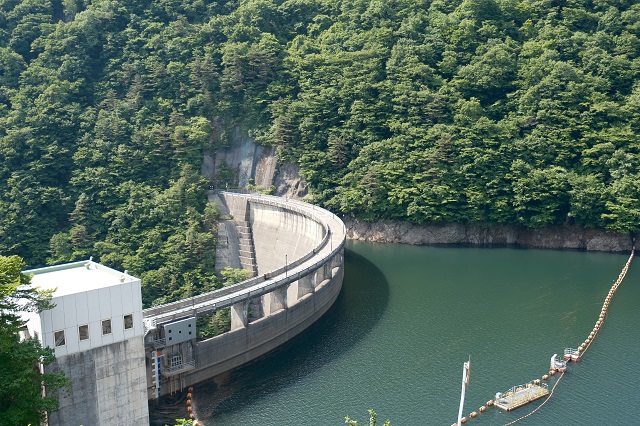 鳴子ダム（荒雄湖）の写真