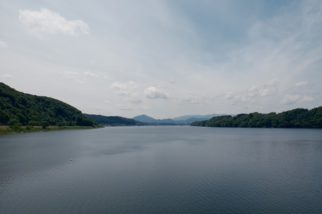 御所湖の風景写真