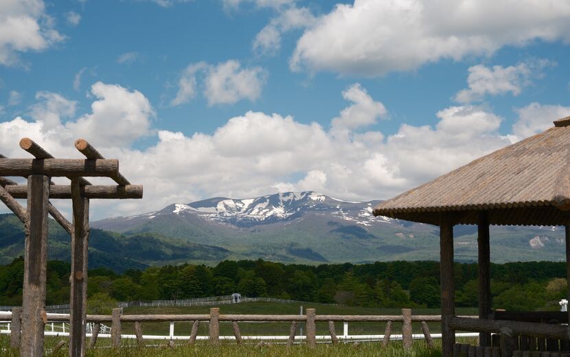 栗駒山の残雪の風景