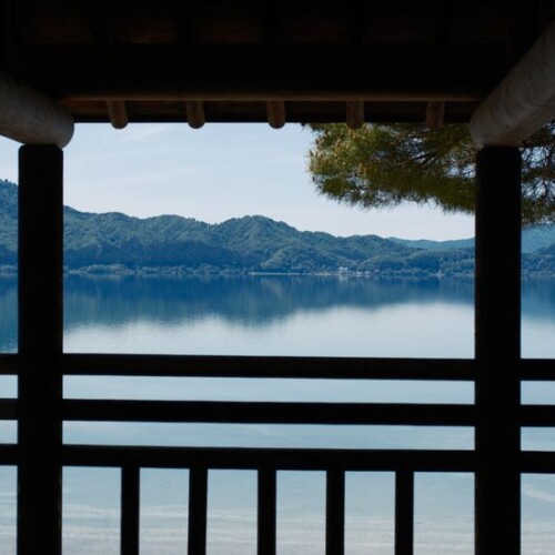 田沢湖の五月の写真