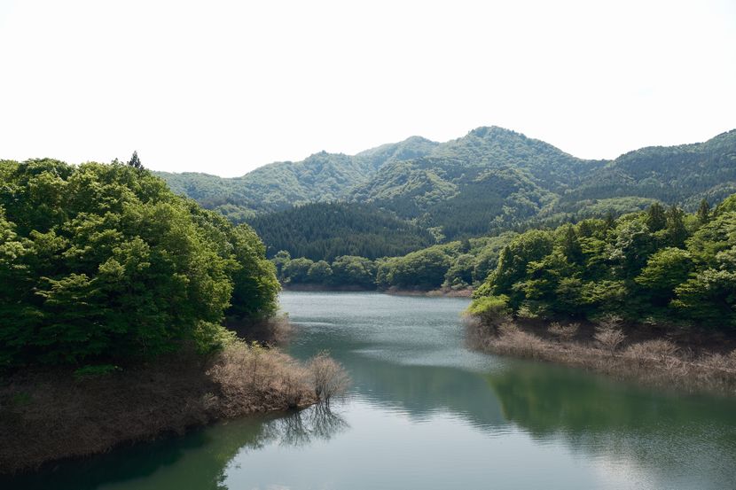 鳴子ダム（荒尾湖）の５月の風景写真