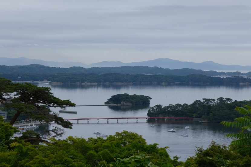 松島西行戻しの松公園から見た福浦橋