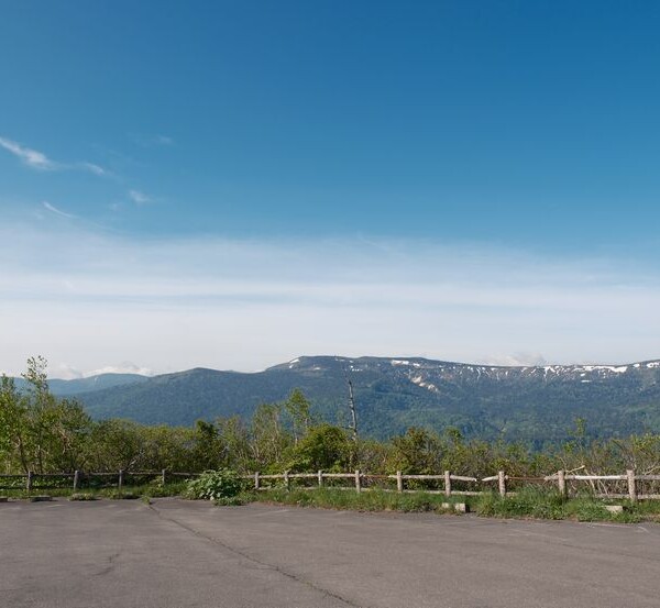 八幡平の春の風景写真
