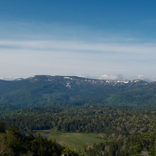 八幡平の春の風景写真