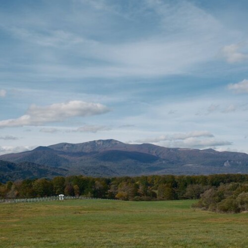 10月の栗駒山の紅葉の風景